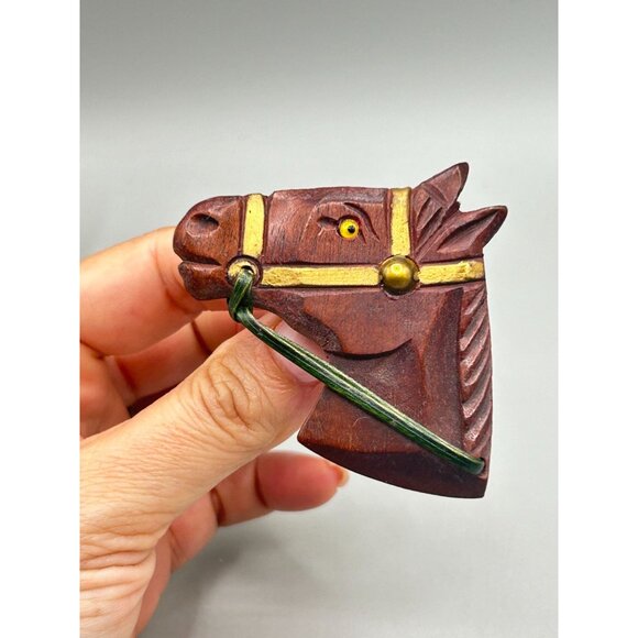 Vintage Wooden Horse Head Brooch Pin Hand Carved Collectible Animal Jewelry - Picture 6 of 7